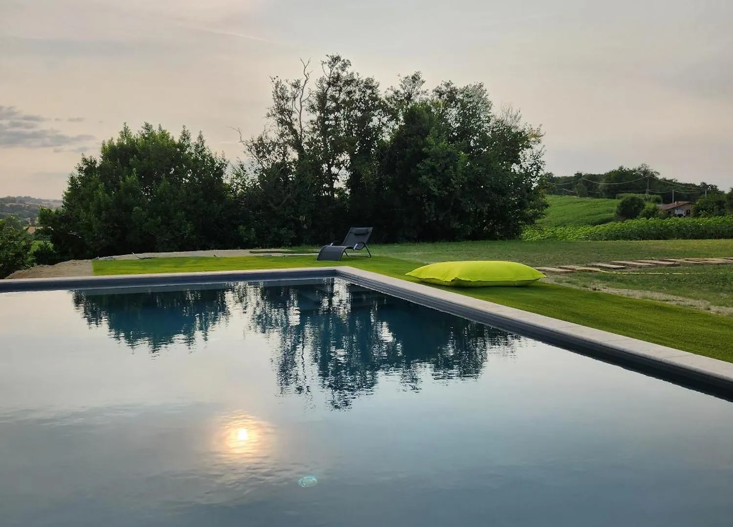 Gite Les Hauts D'En Perrin Maurens  Holiday home